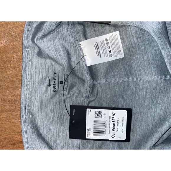 Nike Dri-Fit Grey 7” Bike Shorts Size 3X Mid Rise The Nike One NWT - Picture 8 of 9